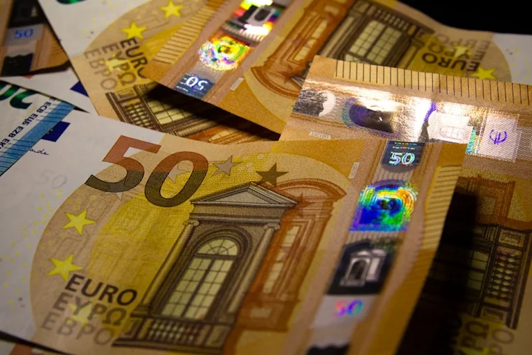 ECB rugsėjo 10-osios sprendimas: paskolų ir santaupų kaina