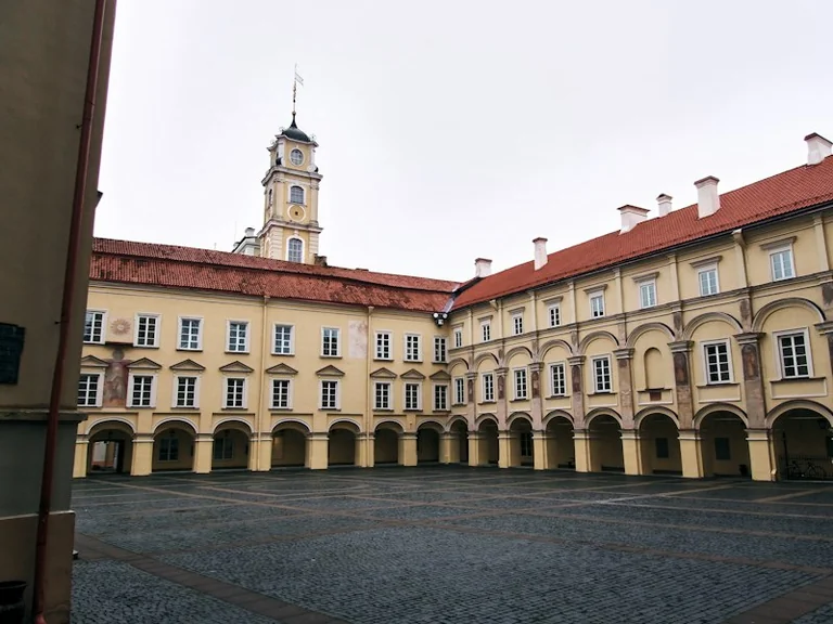 Nemokama ekskursija Valdovų rūmuose Vilniuje rugsėjo 27 d.