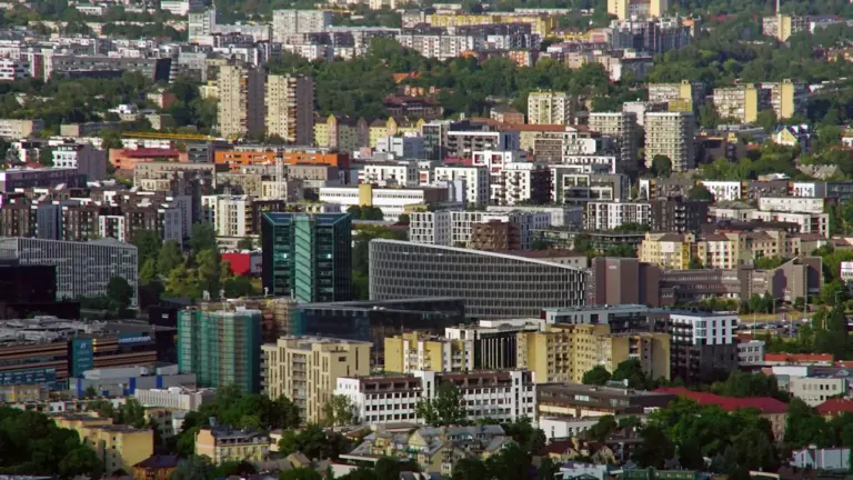 Vilniaus šiluma 2026–27: ar laikysis iki 8 ct/kWh ribos?