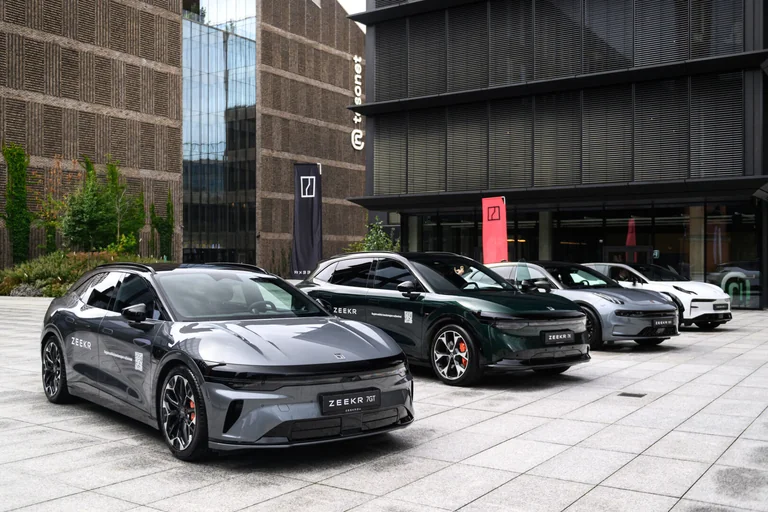 „Zeekr“ automobiliai jau Vilniuje: prekyba prasidės vėliau